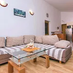 Holiday home Stunning In