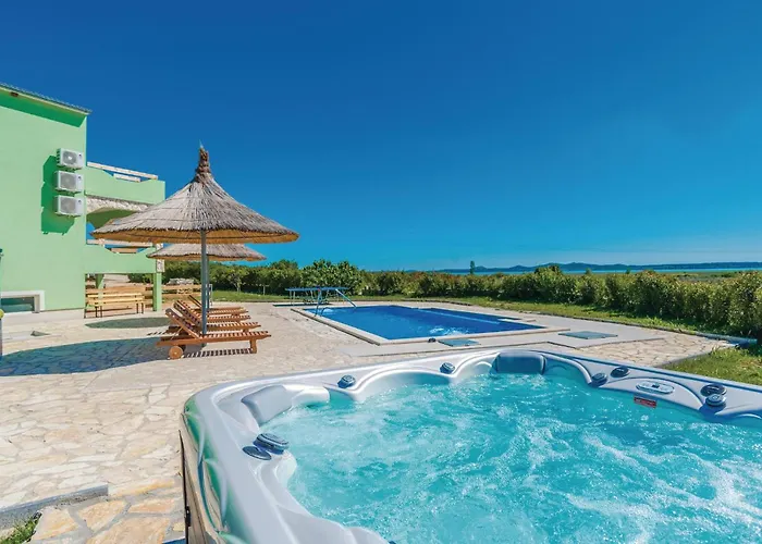 Vakantiehuis Cozy In *