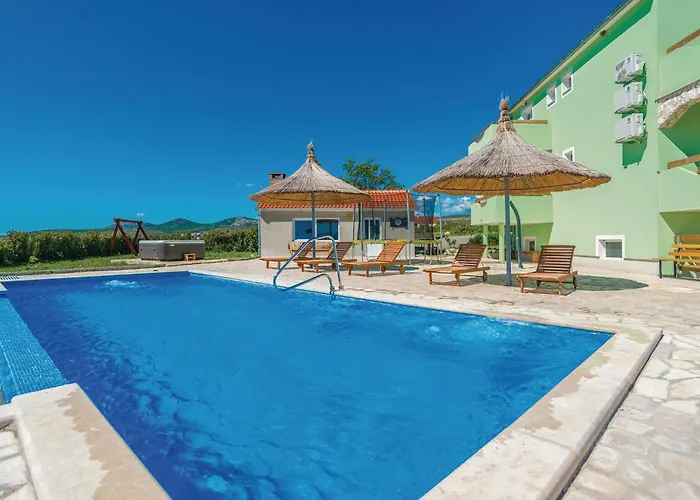 Vakantiehuis Cozy In Pakoštane