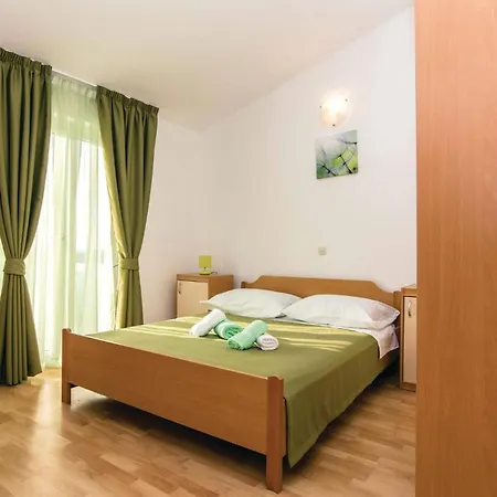 Beautiful In With Jacuzzi Pakostane